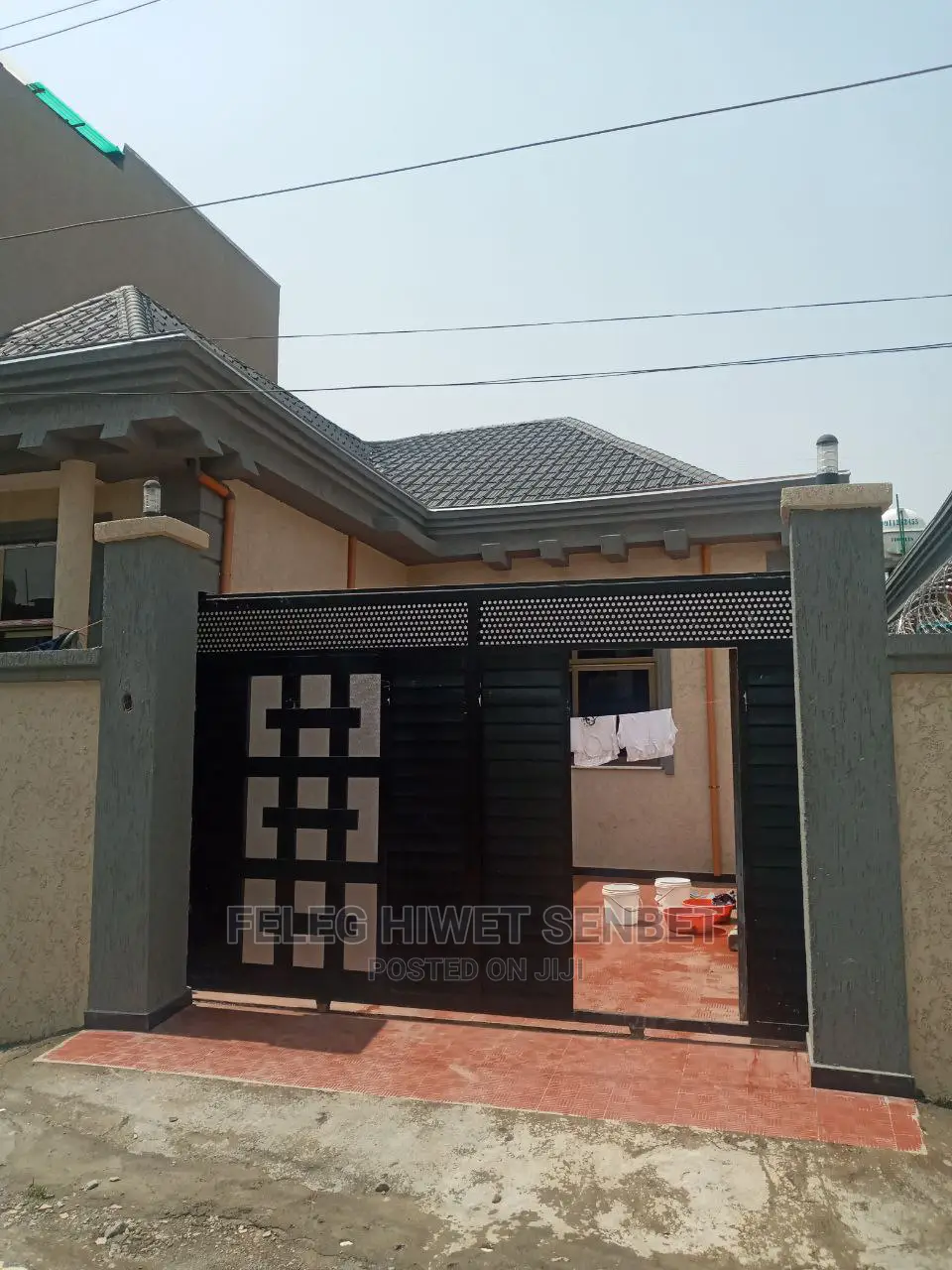 3bdrm Villa in አአ, Bole for Sale