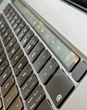 Photo - New Laptop Apple MacBook Pro 2019 64GB Intel Core I7 SSD 1T