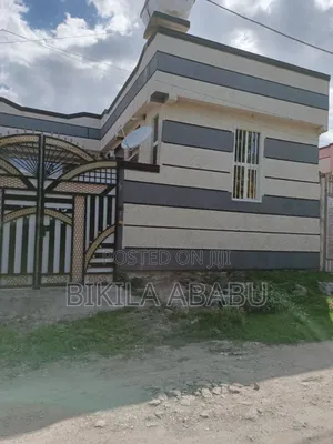 Photo - 4bdrm House in East Shewa for sale
