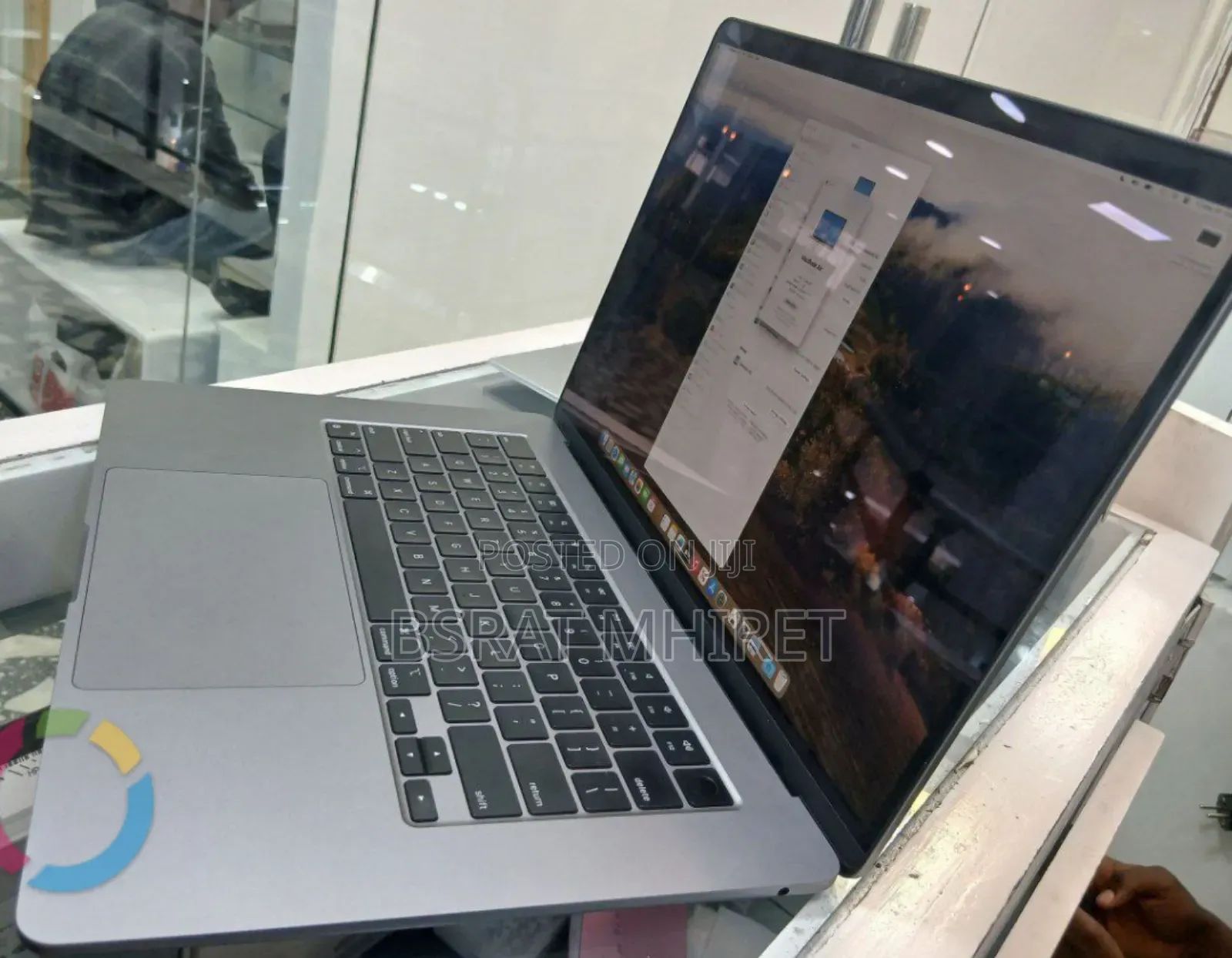 New Laptop Apple MacBook Air 2020 M1 16GB Intel Core I7 SSD 256GB