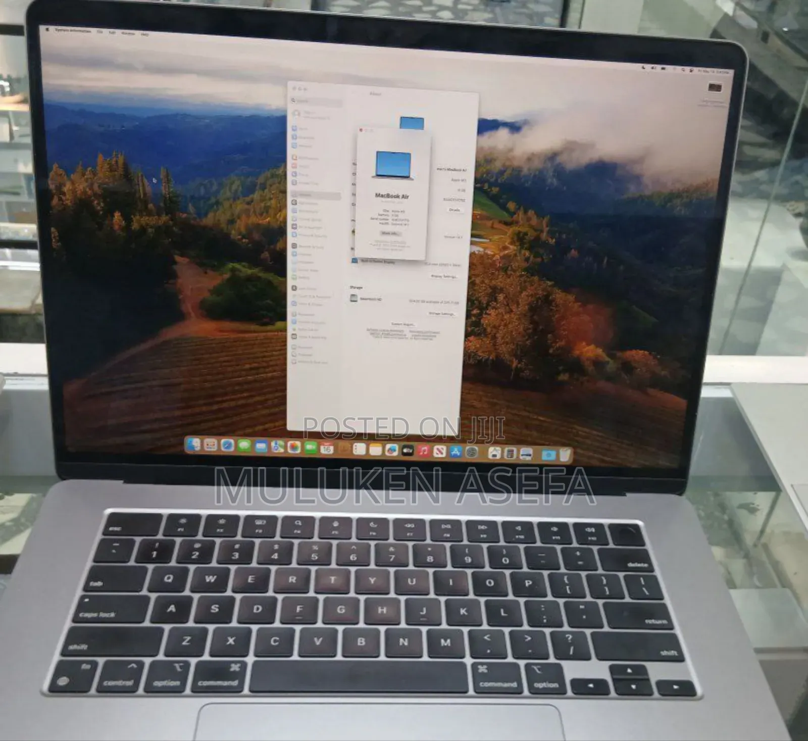 New Laptop Apple MacBook Air 2020 M1 8GB Intel Core I7 SSD 256GB