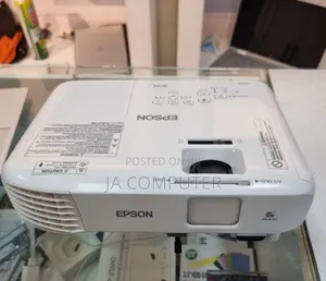 Photo - Epson Eb-S05