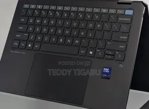 New HP OmniBook X Laptop 14-Fe0097nr 32GB Intel Core Ultra 7 SSD 512GB