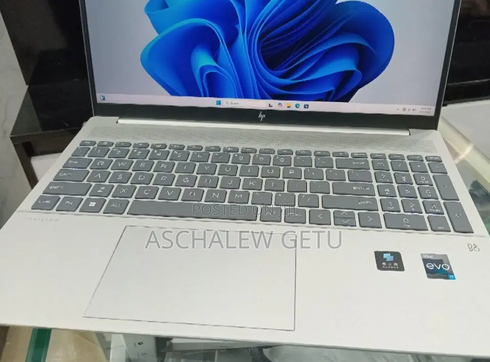 New Laptop HP Pavilion 15 16GB Intel Core I7 SSD 1T