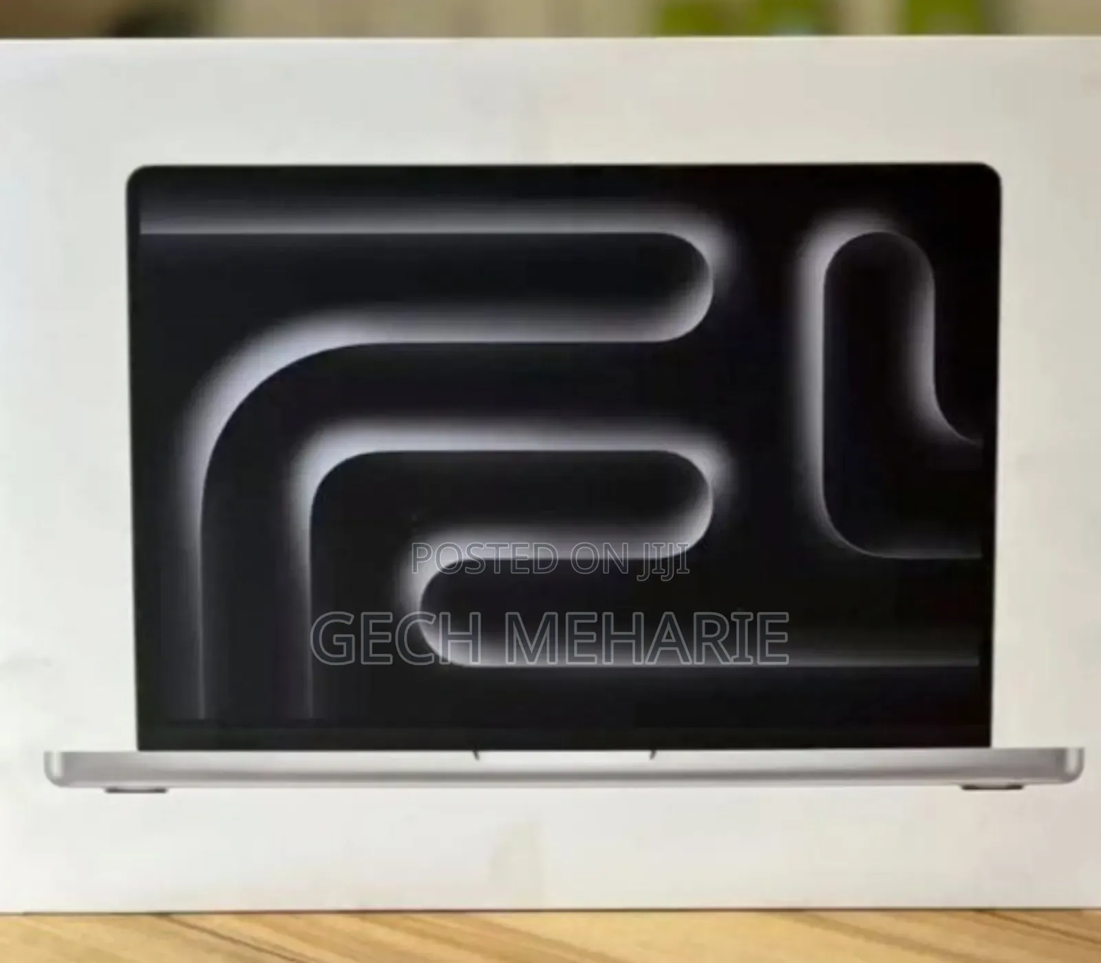 New Laptop Apple MacBook Pro 2023 M3 14-Inch 8GB Apple M3 Pro SSD 512GB