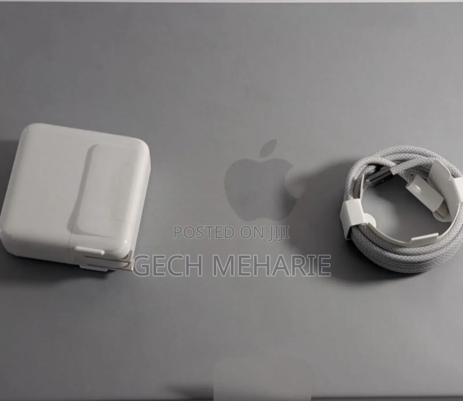 New Laptop Apple MacBook Pro 2023 M3 14-Inch 8GB Apple M3 Pro SSD 512GB