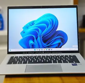 New Laptop HP EliteBook 840 10 16GB Intel Core I7 SSD 512GB