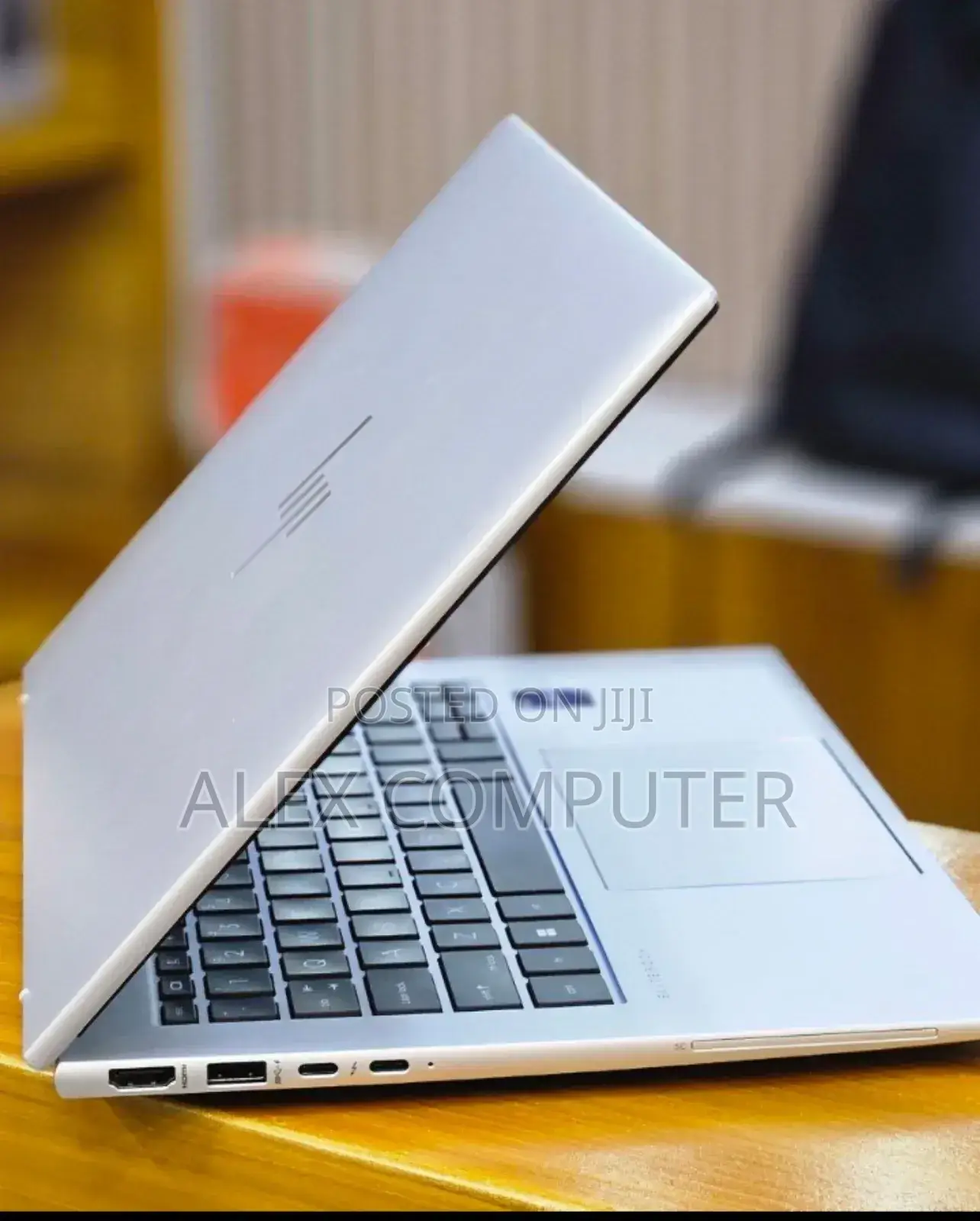 New Laptop HP EliteBook 840 10 16GB Intel Core I7 SSD 512GB