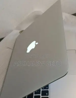 New Laptop Apple MacBook 2013 8GB Intel Core I7 SSD 512GB