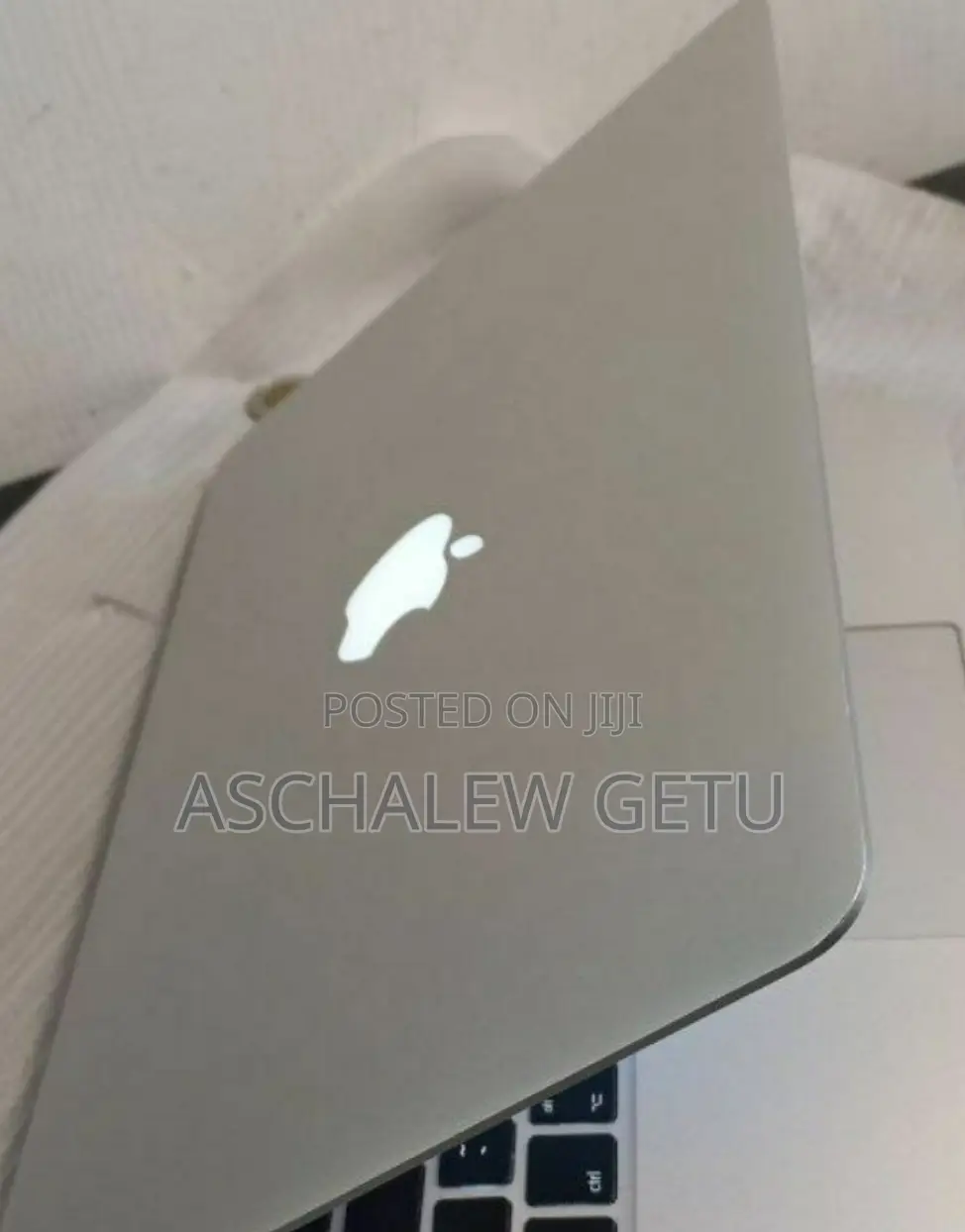 New Laptop Apple MacBook 2013 8GB Intel Core I7 SSD 512GB