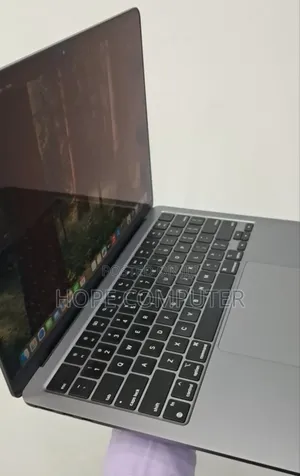 New Laptop Apple MacBook Air 2022 M2 8GB Apple M2 SSD 256GB