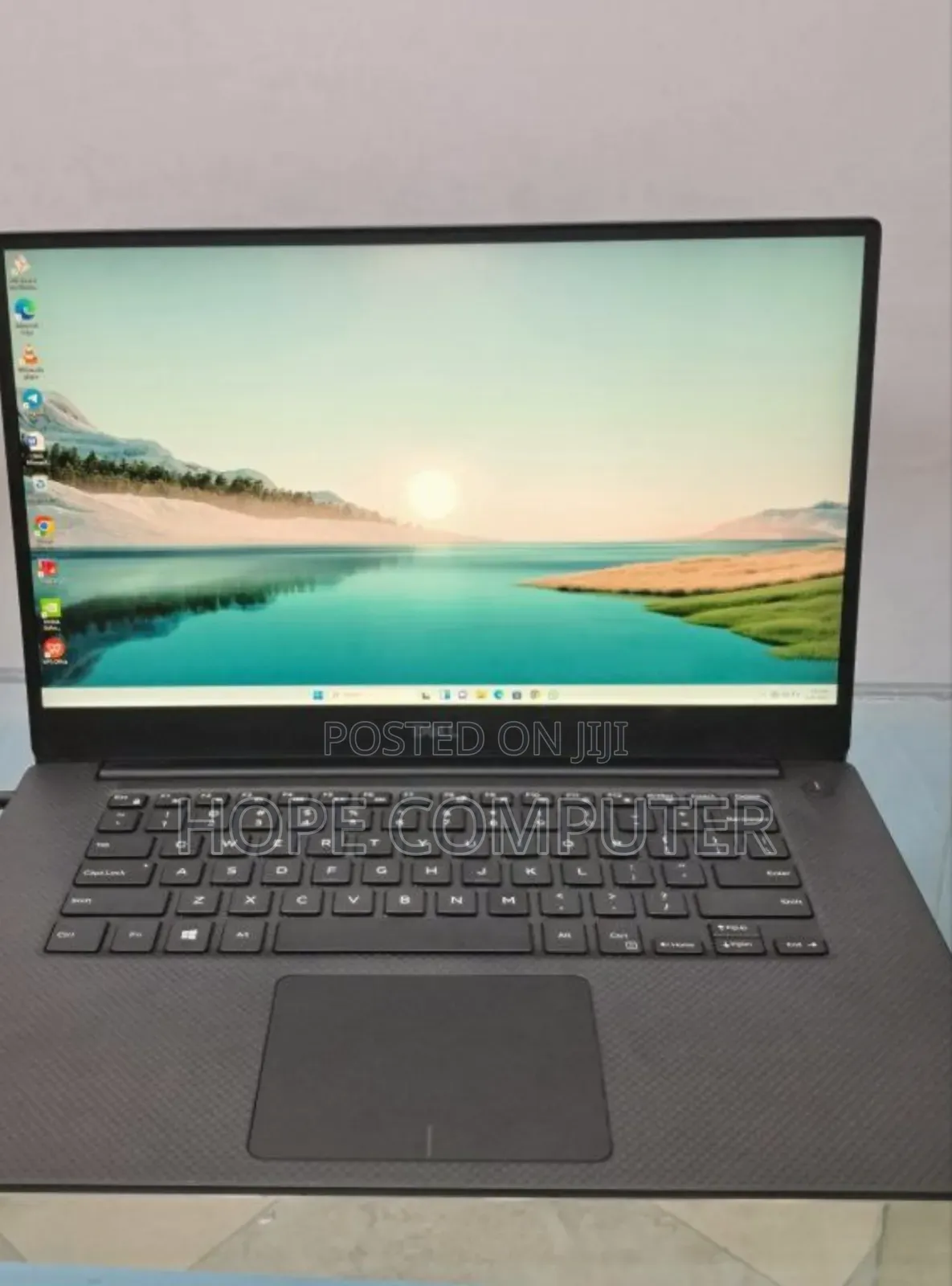 New Laptop Dell XPS 15 16GB Intel Core I7 SSD 512GB