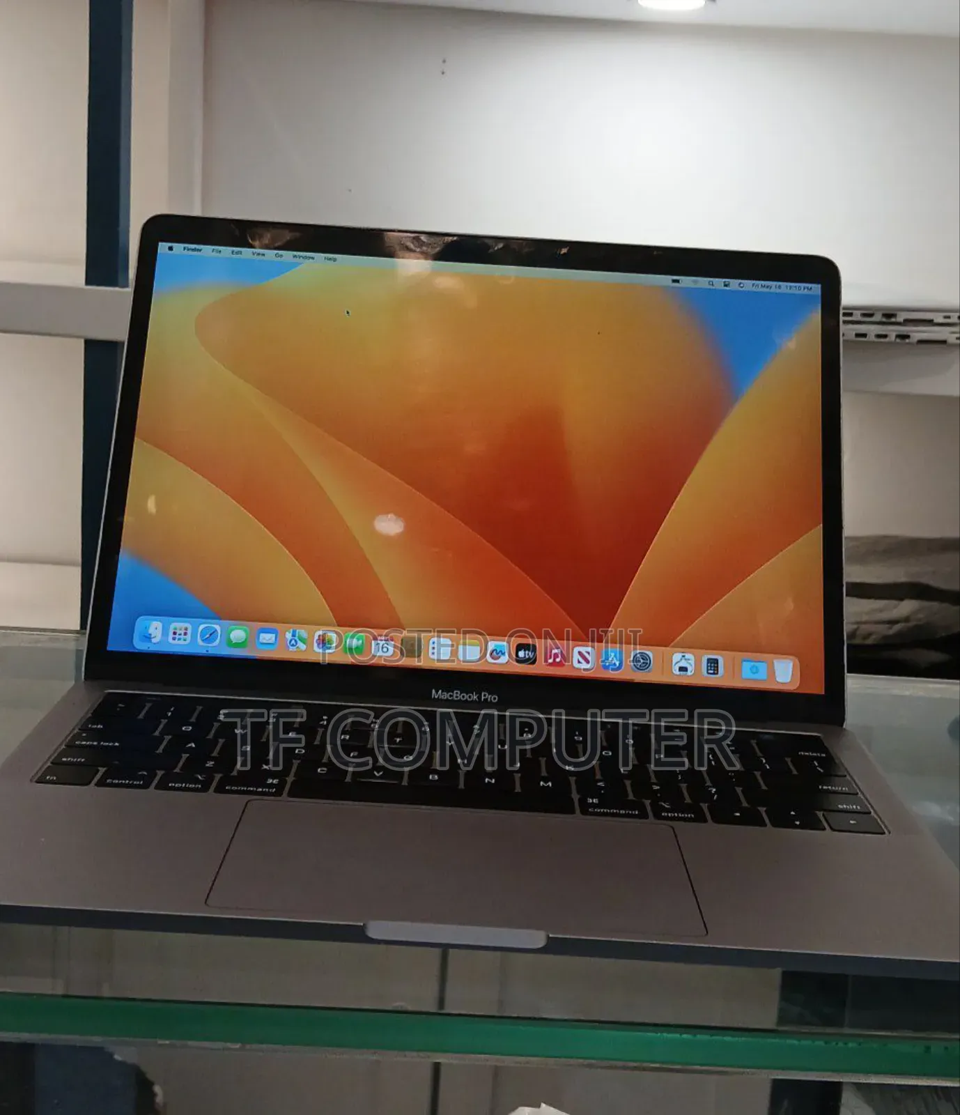 New Laptop Apple MacBook Pro 2019 8GB Intel Core I5 SSD 128GB