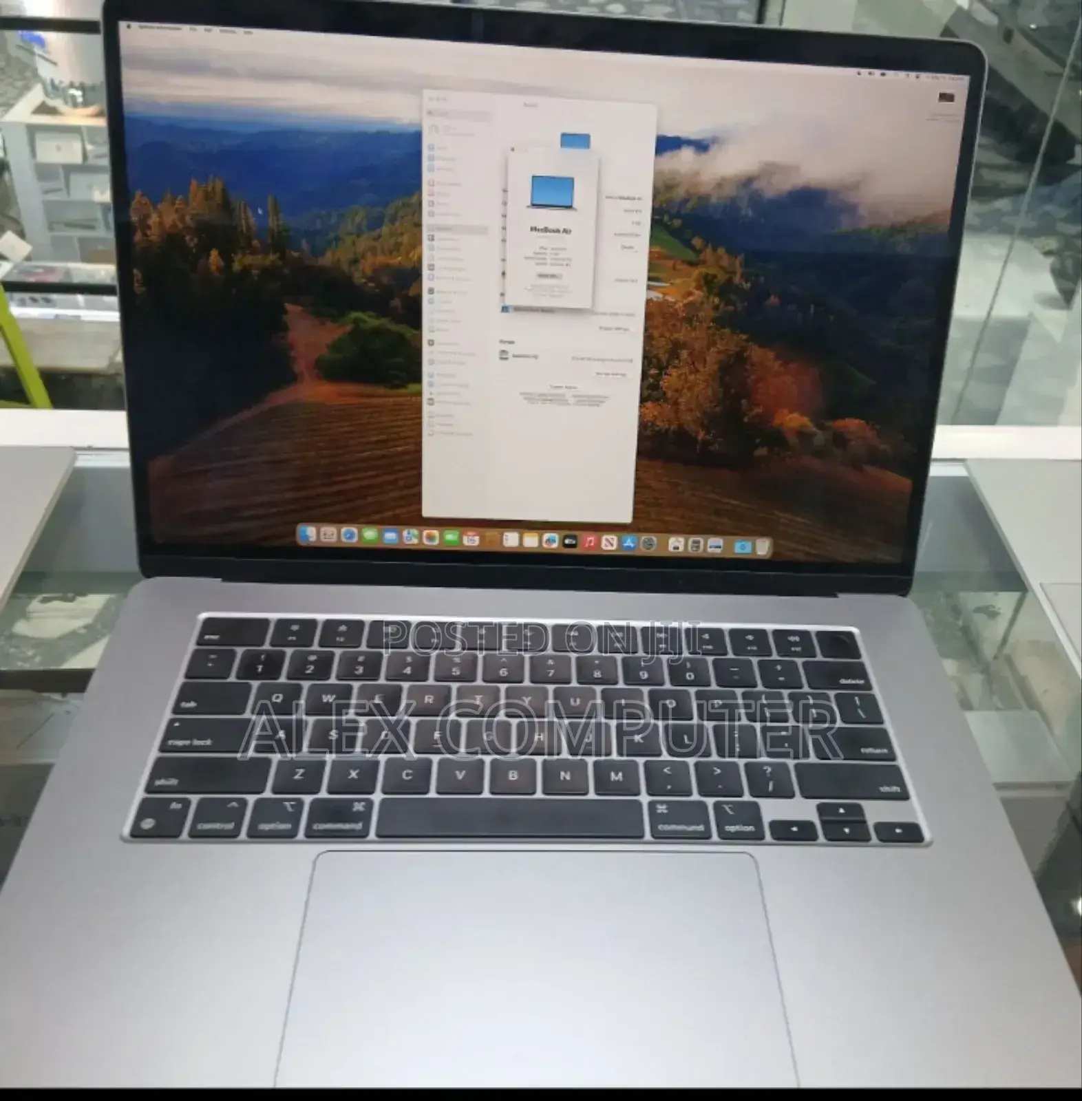 New Laptop Apple MacBook Air 2024 M3 15-Inch 8GB Apple M3 SSD 256GB
