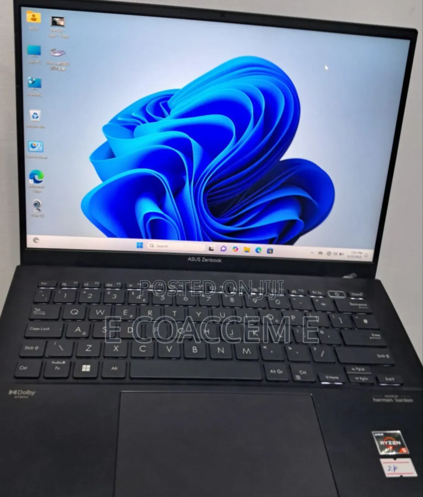 New Laptop Asus 16GB AMD Ryzen 7 SSD 512GB