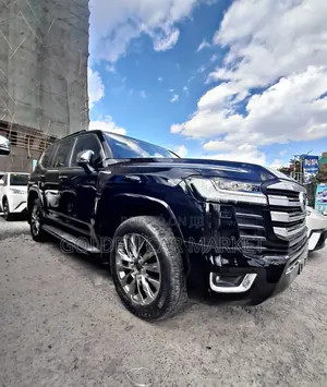 New Toyota Land Cruiser 2023 Black