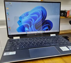 Photo - New Laptop HP Spectre 16GB Intel Core I7 SSD 1T