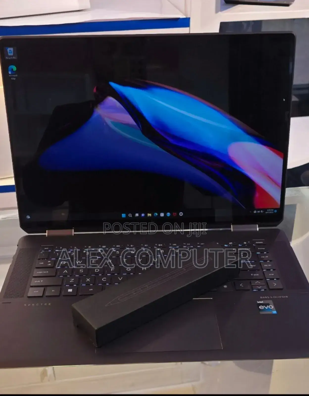 New Laptop HP Spectre 16GB Intel Core I7 SSD 1T