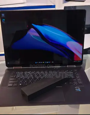 New Laptop HP Spectre 16GB Intel Core I7 SSD 1T