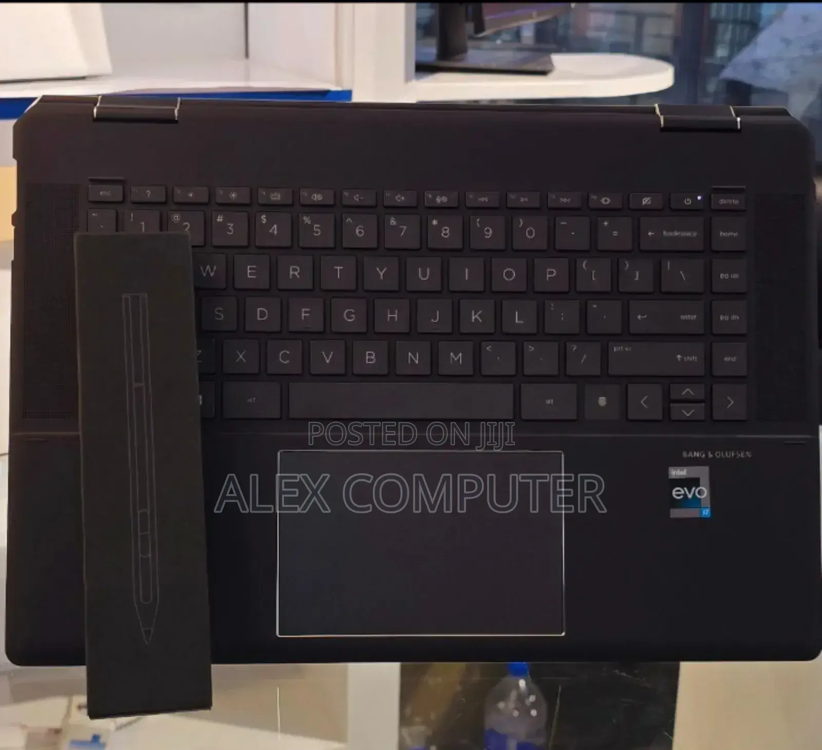 New Laptop HP Spectre 16GB Intel Core I7 SSD 1T