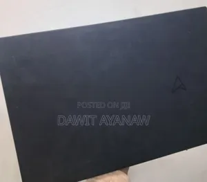 New Laptop Asus ZenBook UX430UQ 16GB AMD Ryzen 7 SSD 512GB