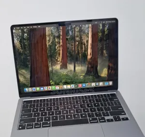 New Laptop Apple MacBook Pro 2022 M2 8GB Apple M2 SSD 256GB