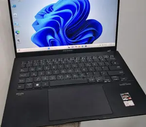 New Laptop Asus ZenBook UX31LA 16GB AMD Ryzen 7 SSD 512GB