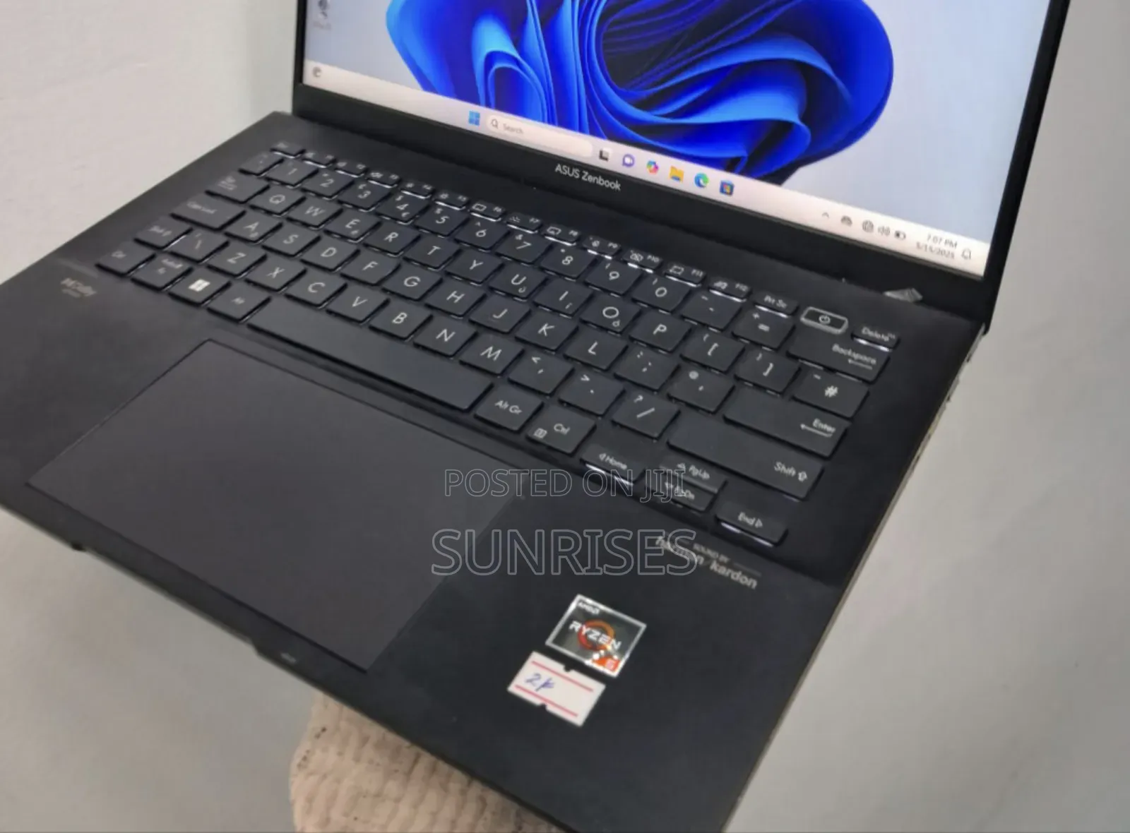 New Laptop Asus ZenBook UX31LA 16GB AMD Ryzen 7 SSD 512GB