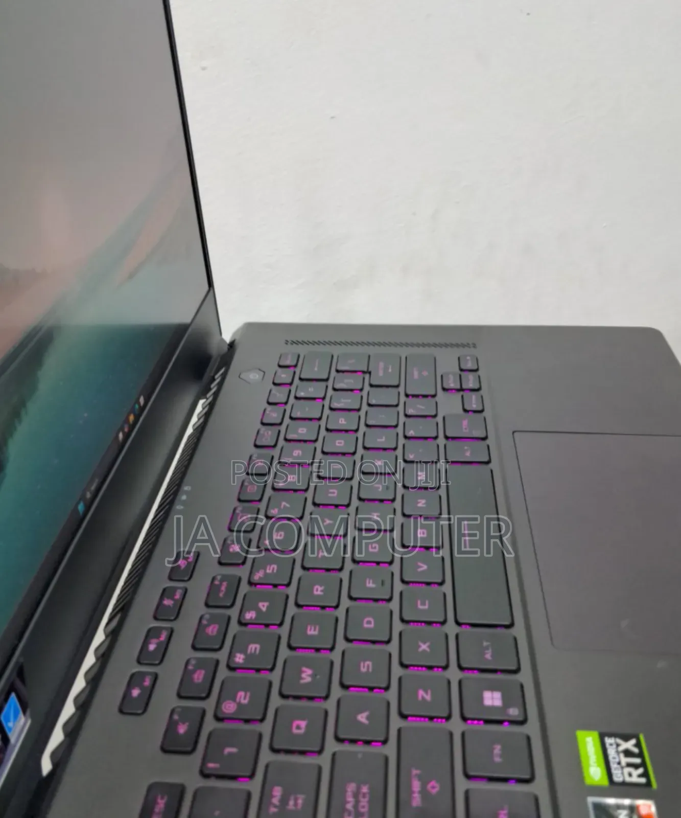 New Laptop Asus ROG Zephyrus G15 16GB AMD Ryzen 9 SSD 1T