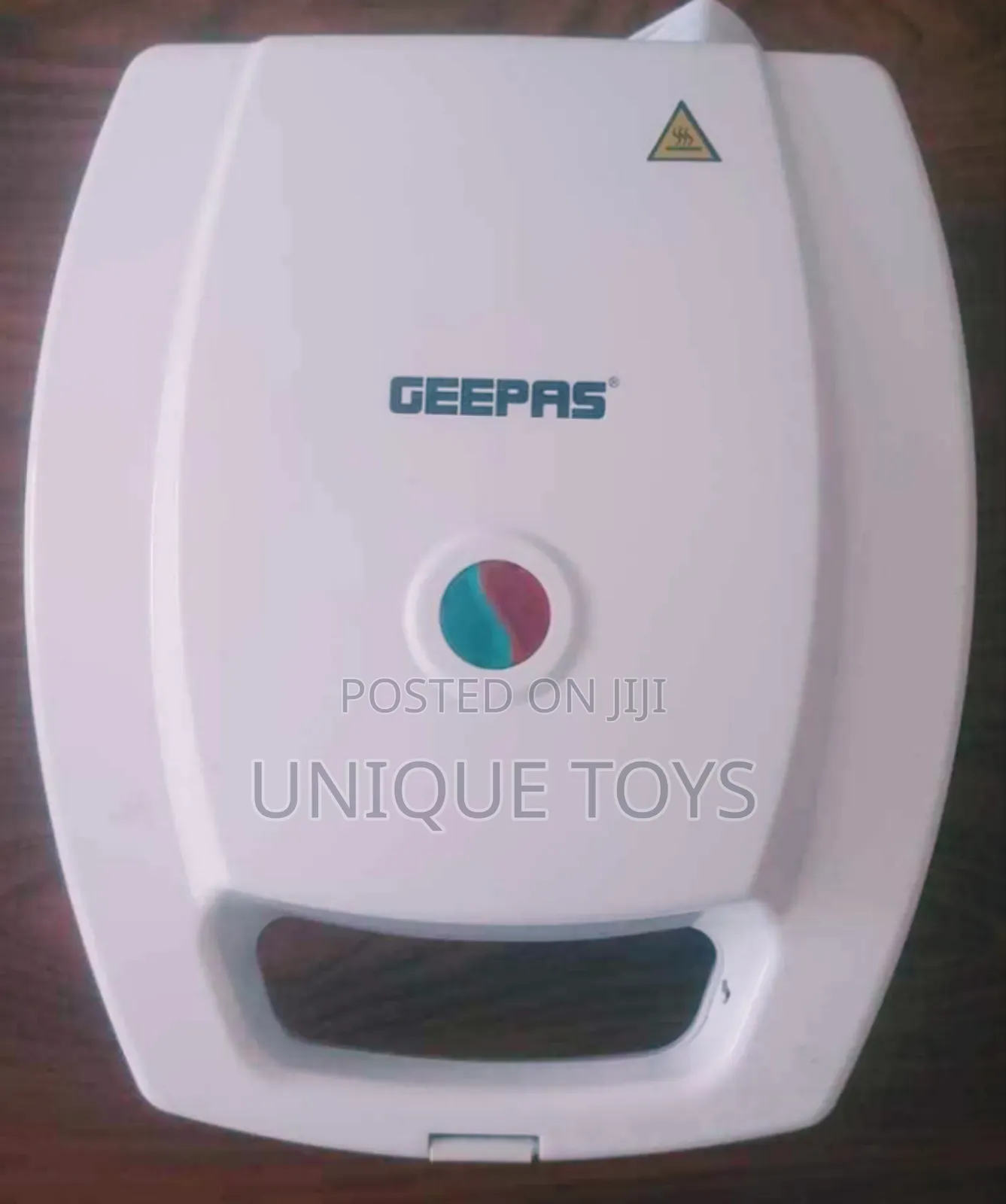 Geepas Standard Sandwich Maker  6,000 Birr