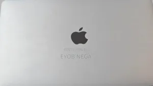 New Laptop Apple MacBook Pro 2022 M2 8GB Apple M2 SSD 256GB