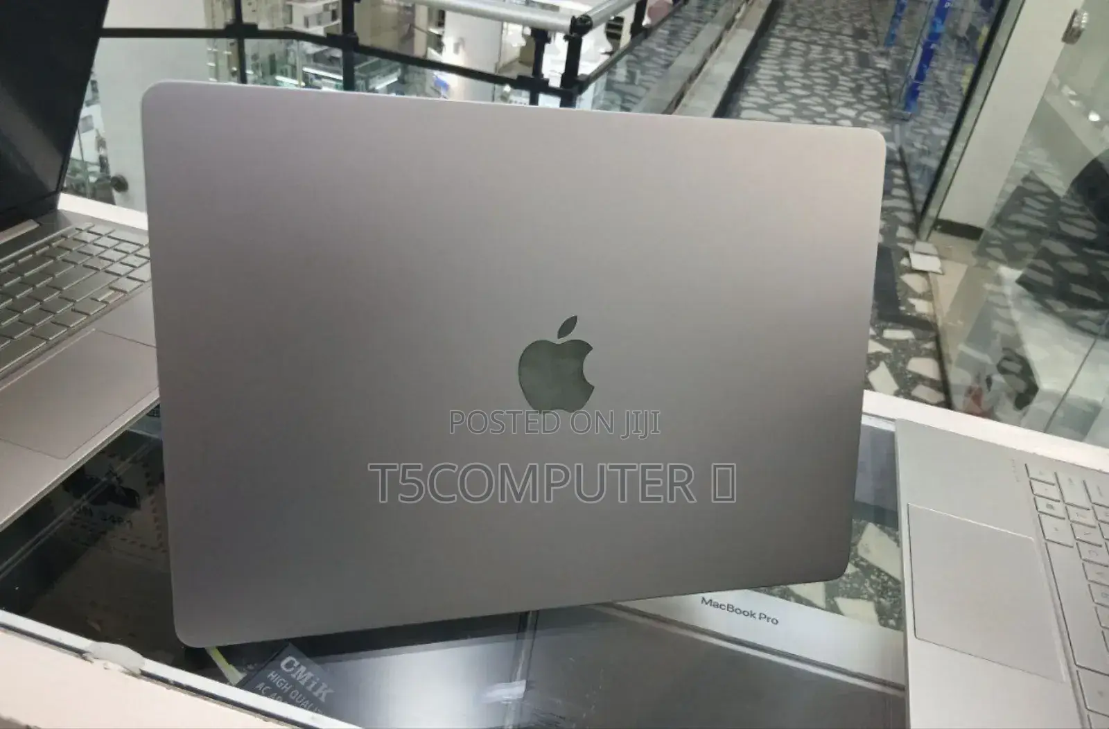 New Laptop Apple MacBook Air 2024 M3 15-Inch 8GB Apple M3 SSD 256GB