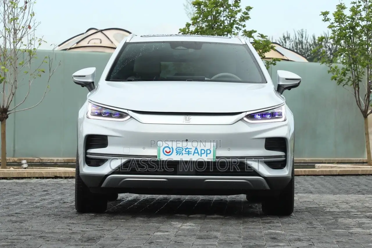 New BYD Tang EV 2025 White