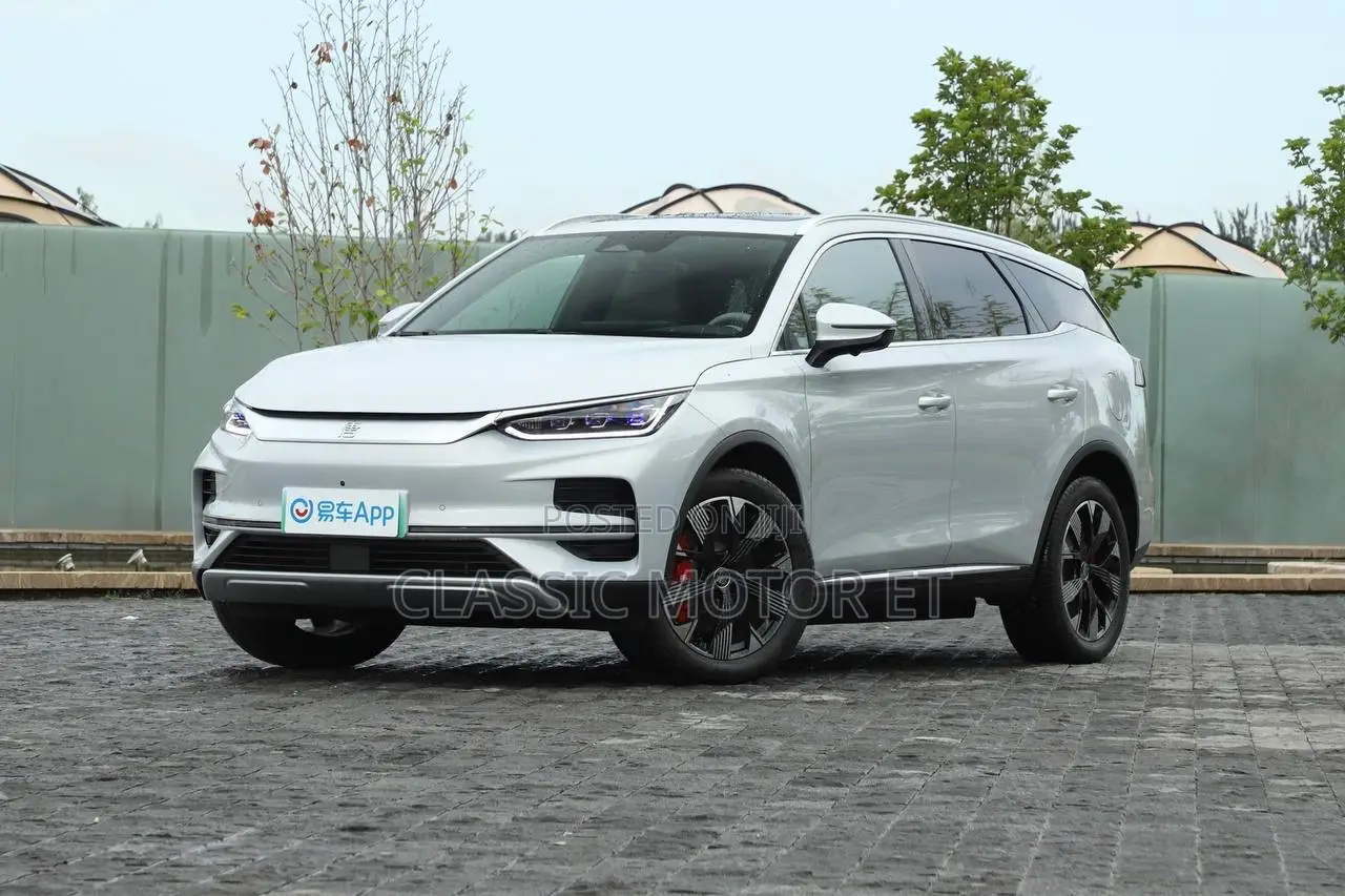 New BYD Tang EV 2025 White