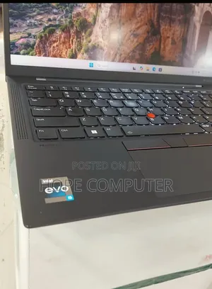 New Laptop Lenovo ThinkPad X1 Carbon 16GB Intel Core I5 SSD 512GB