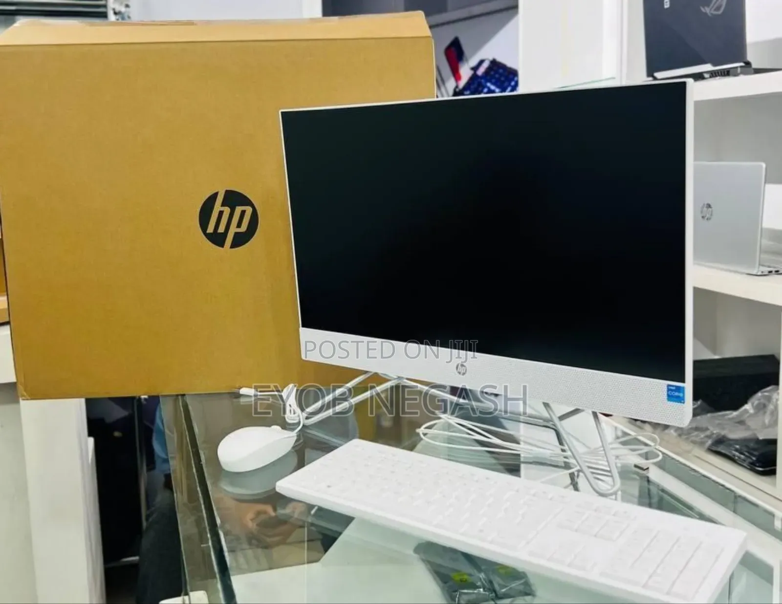 New Laptop HP Dragonfly G1 16GB Intel Core I7 SSD 512GB