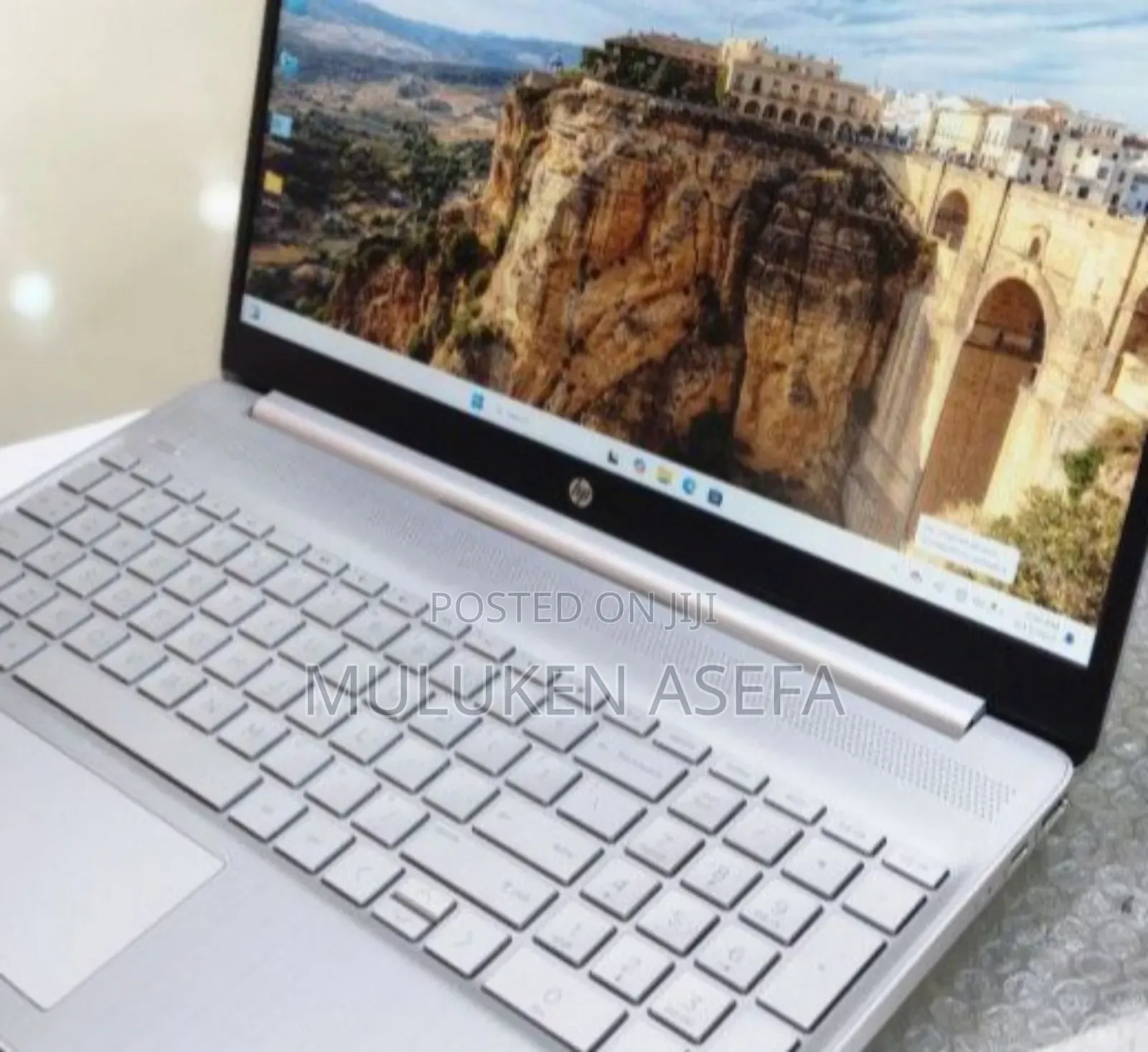 New Laptop HP EliteBook X360 1040 G7 16GB Intel Core I7 SSD 512GB