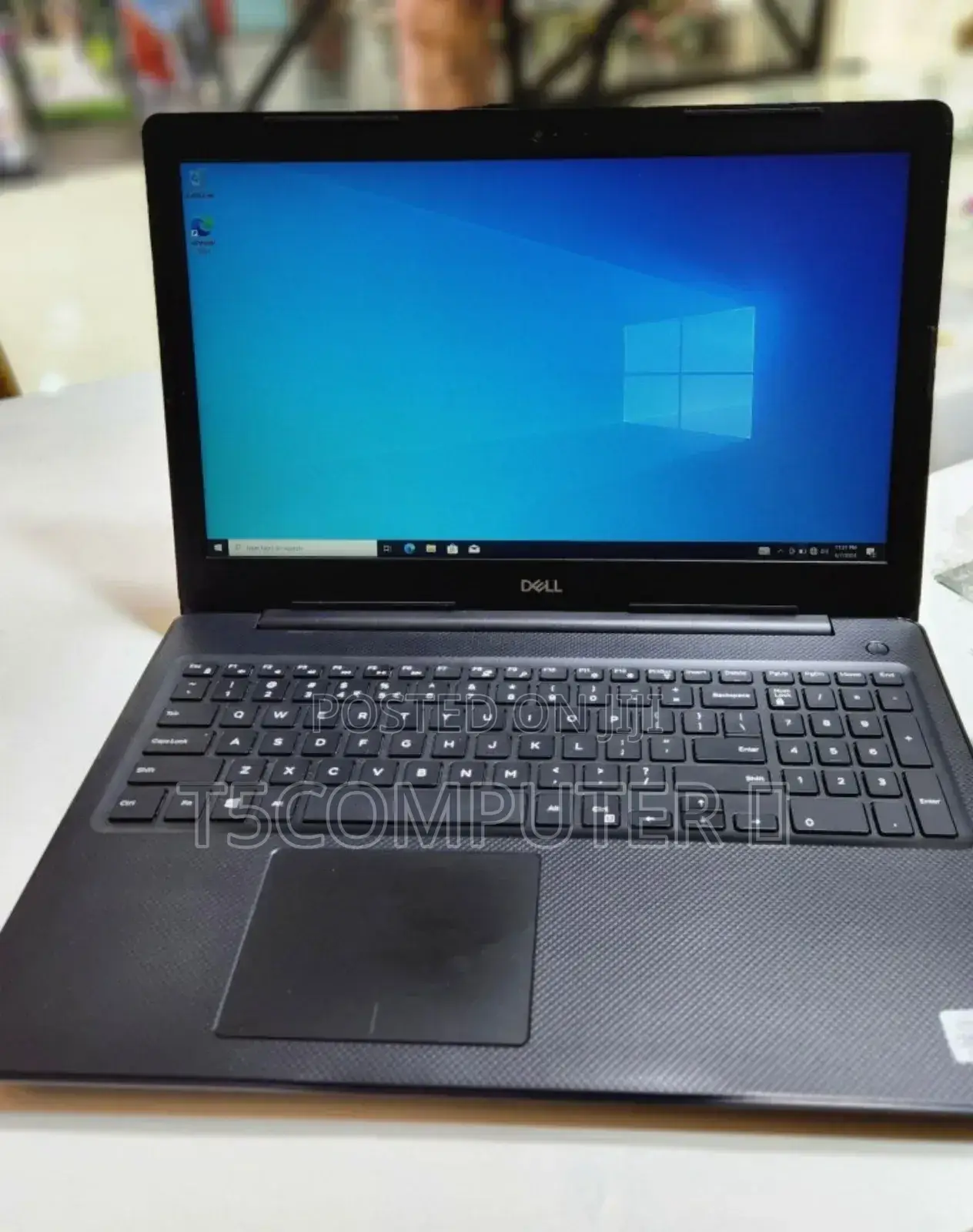 New Laptop Dell 8GB Intel Core I5 SSD 1T