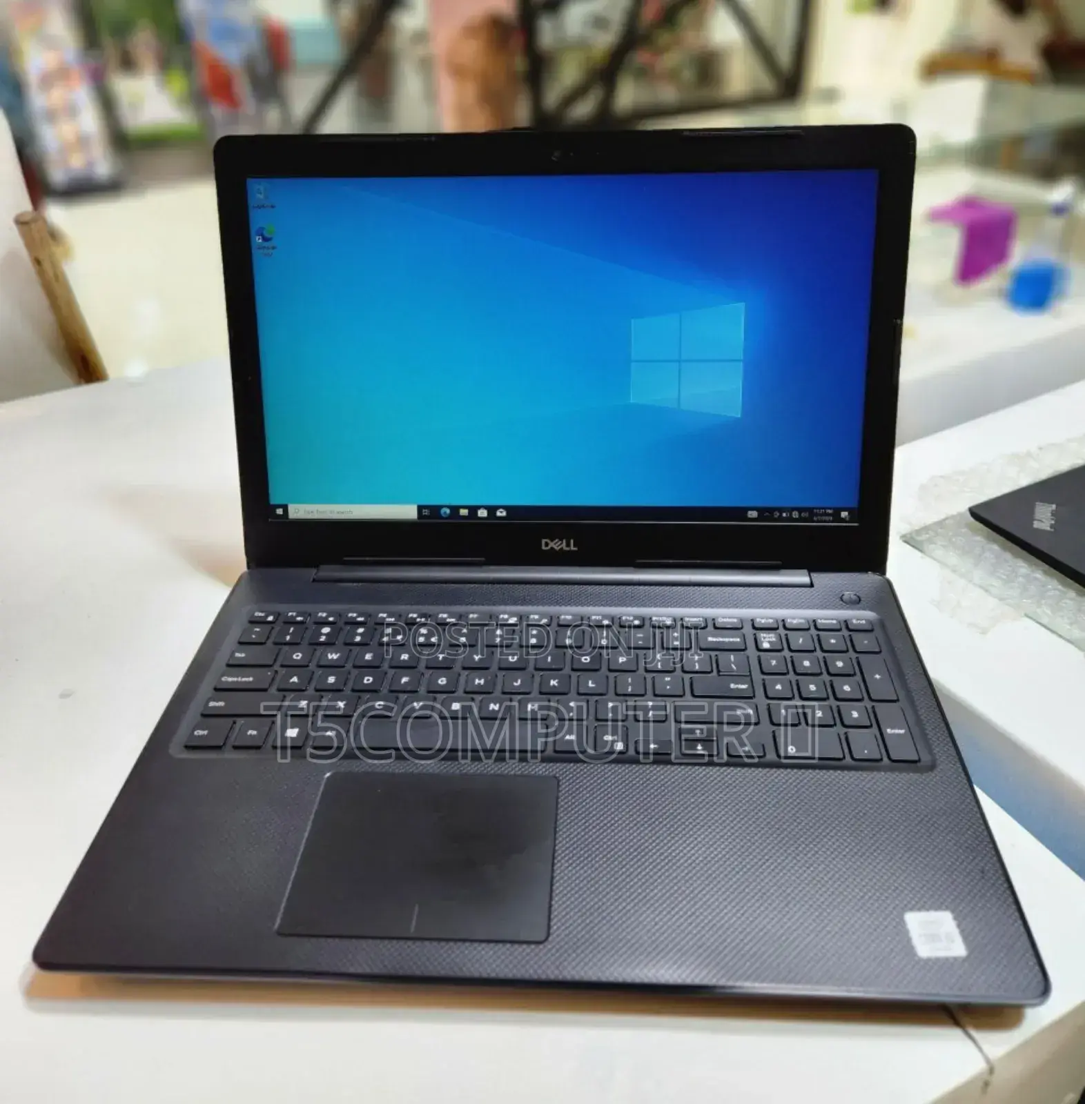 New Laptop Dell 8GB Intel Core I5 SSD 1T