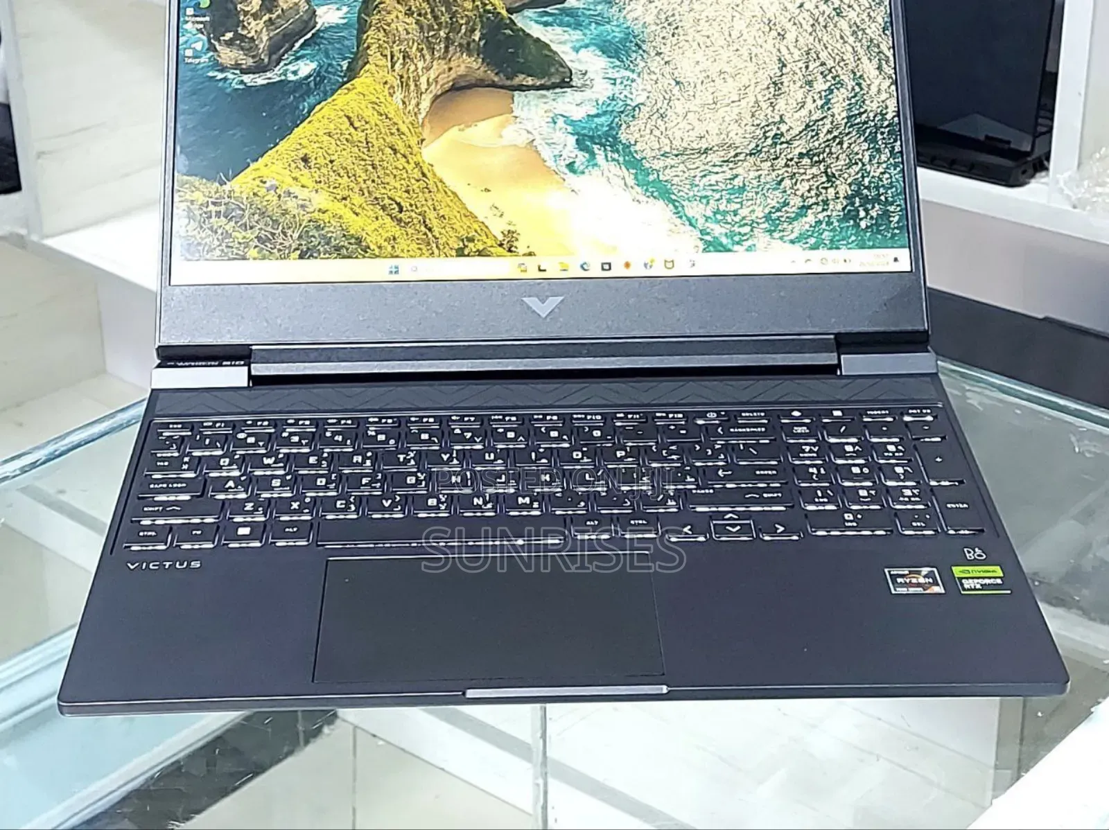 New Laptop HP Victus 16 8GB AMD Ryzen 5 SSD 512GB