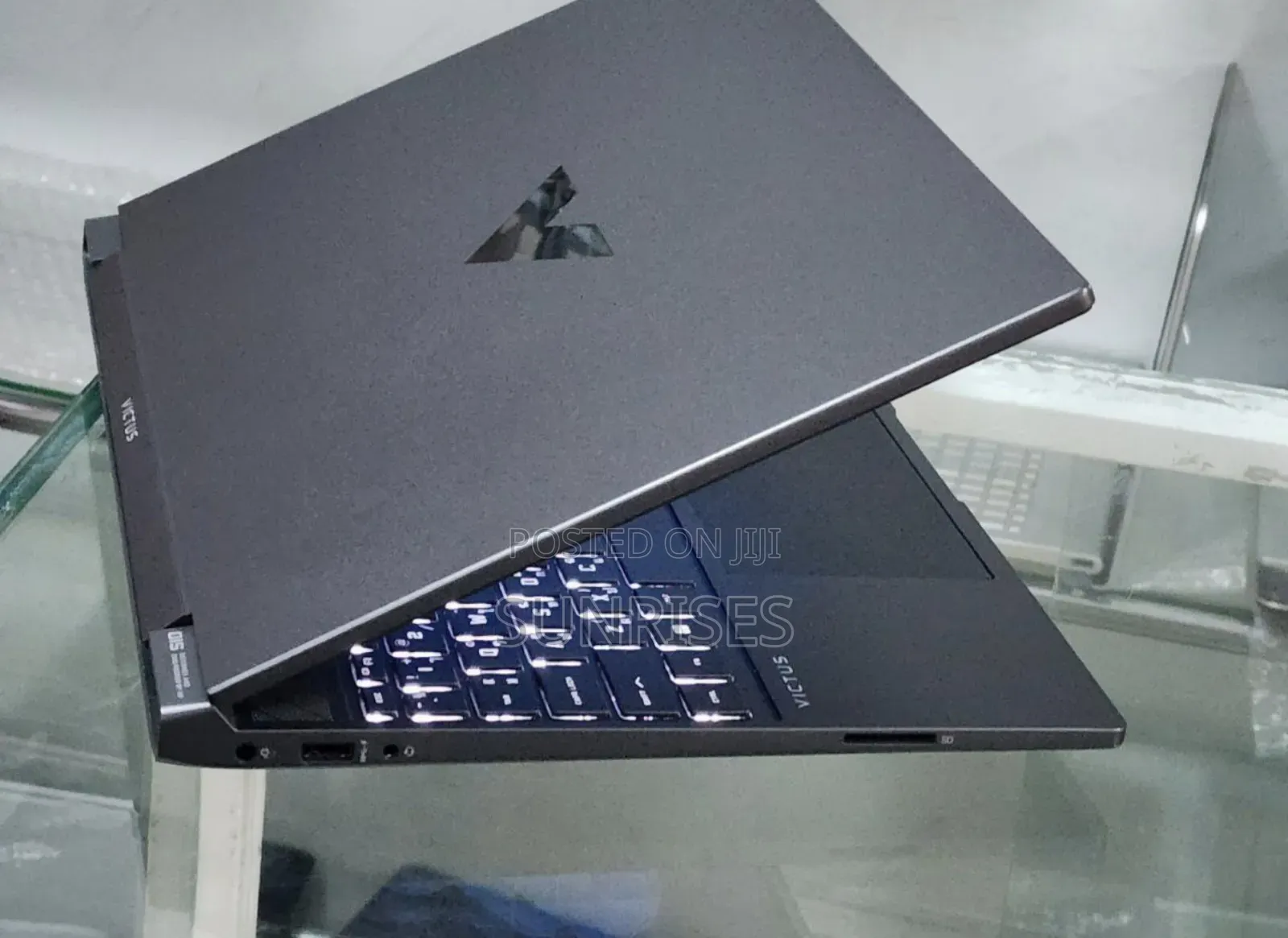 New Laptop HP Victus 16 8GB AMD Ryzen 5 SSD 512GB