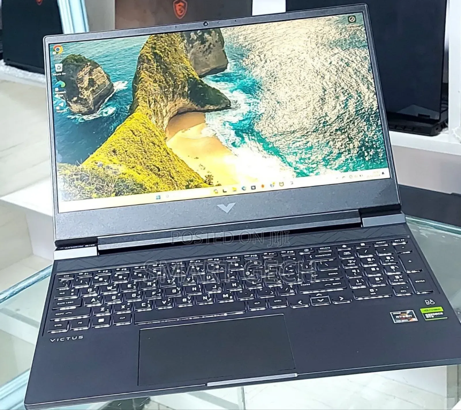 New Laptop HP Victus 15 8GB AMD Ryzen 5 SSD 512GB