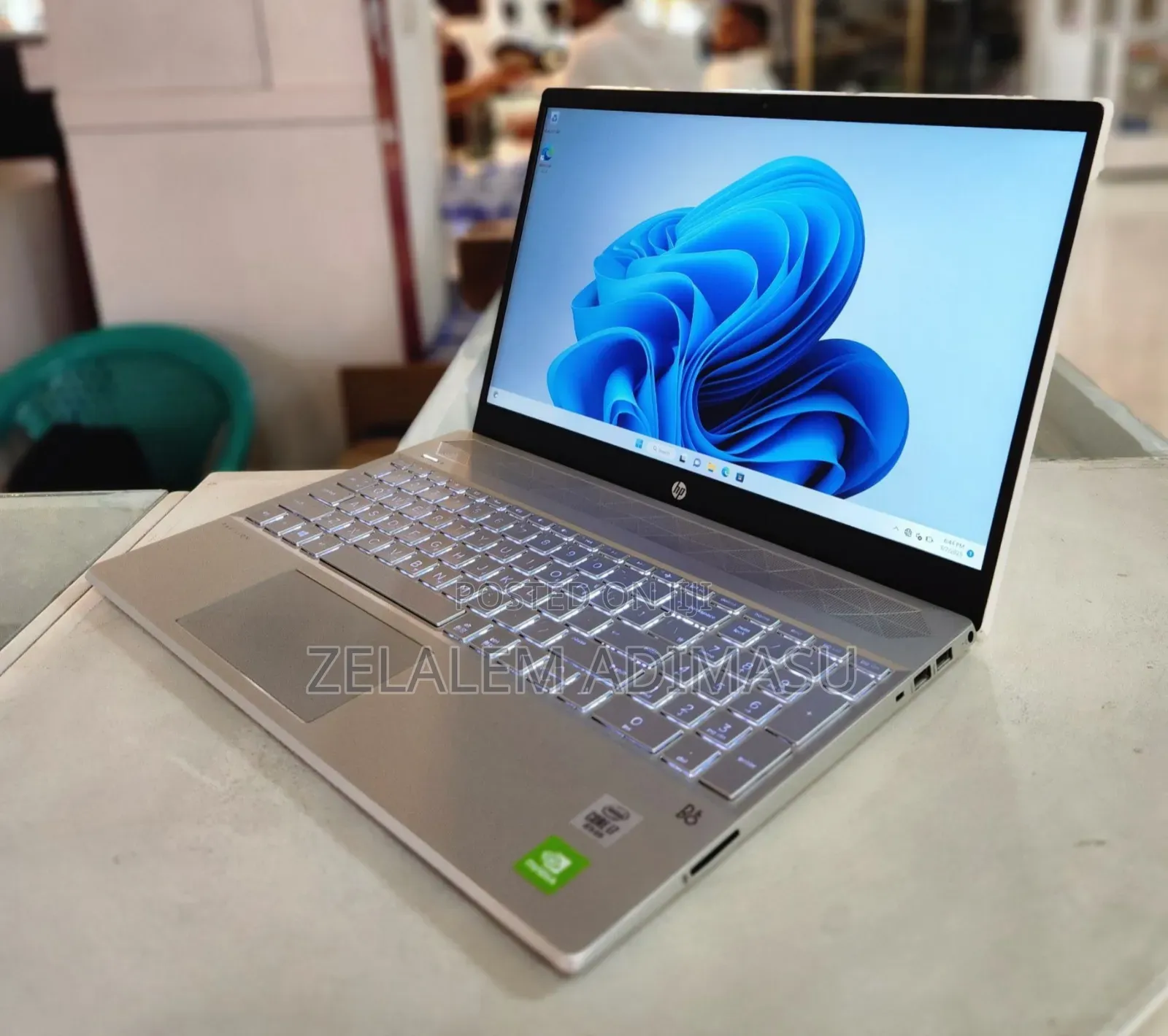 New Laptop HP Pavilion 15 16GB Intel Core I7 SSD 512GB