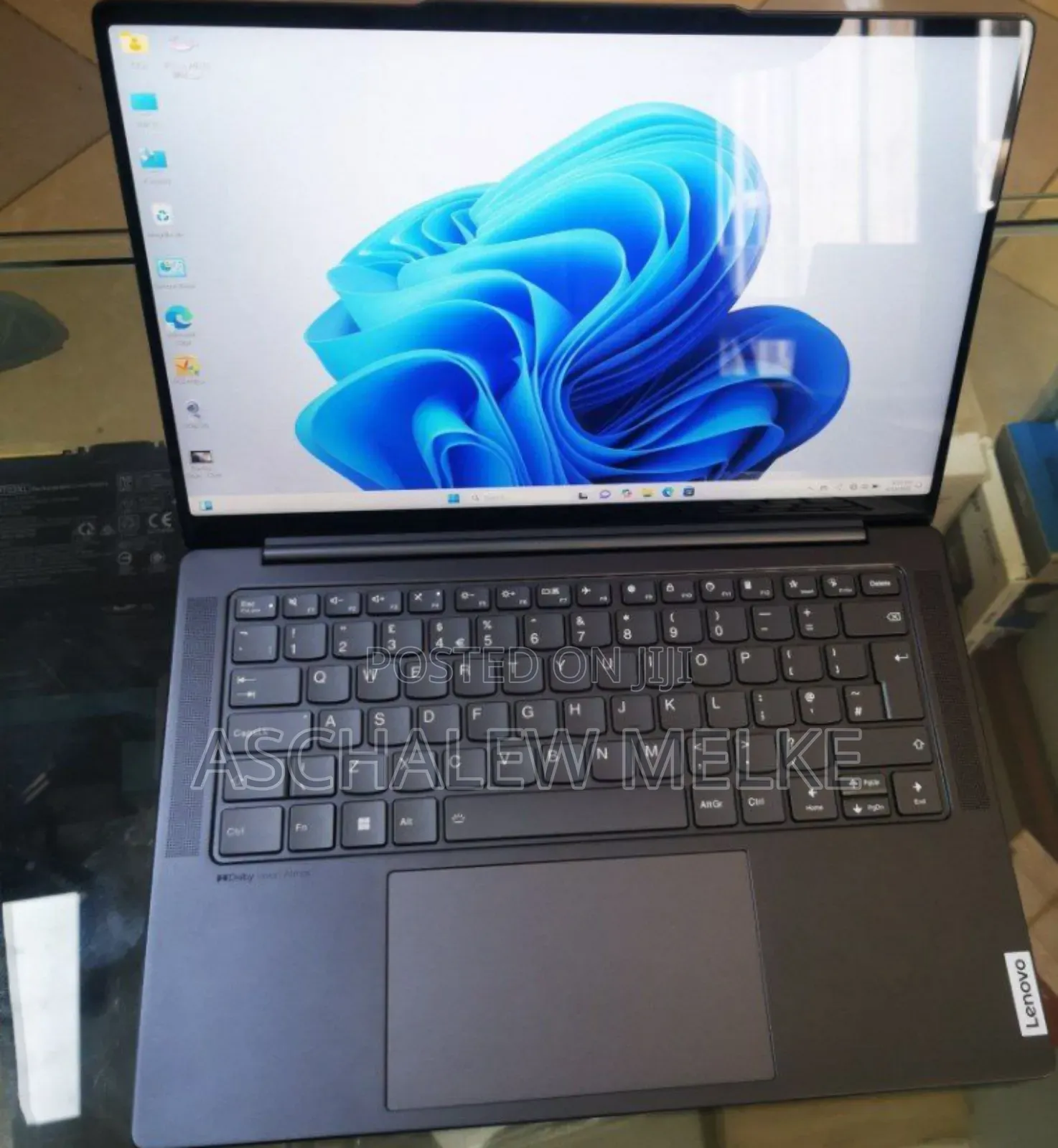 New Laptop Lenovo Yoga 7i 32GB Intel Core I7 SSD 1T