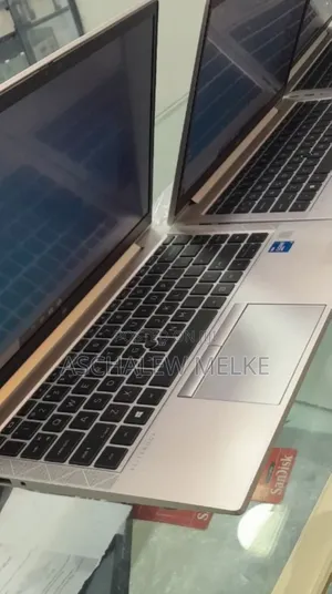 New Laptop HP EliteBook 840 G8 16GB Intel Core I7 SSD 512GB