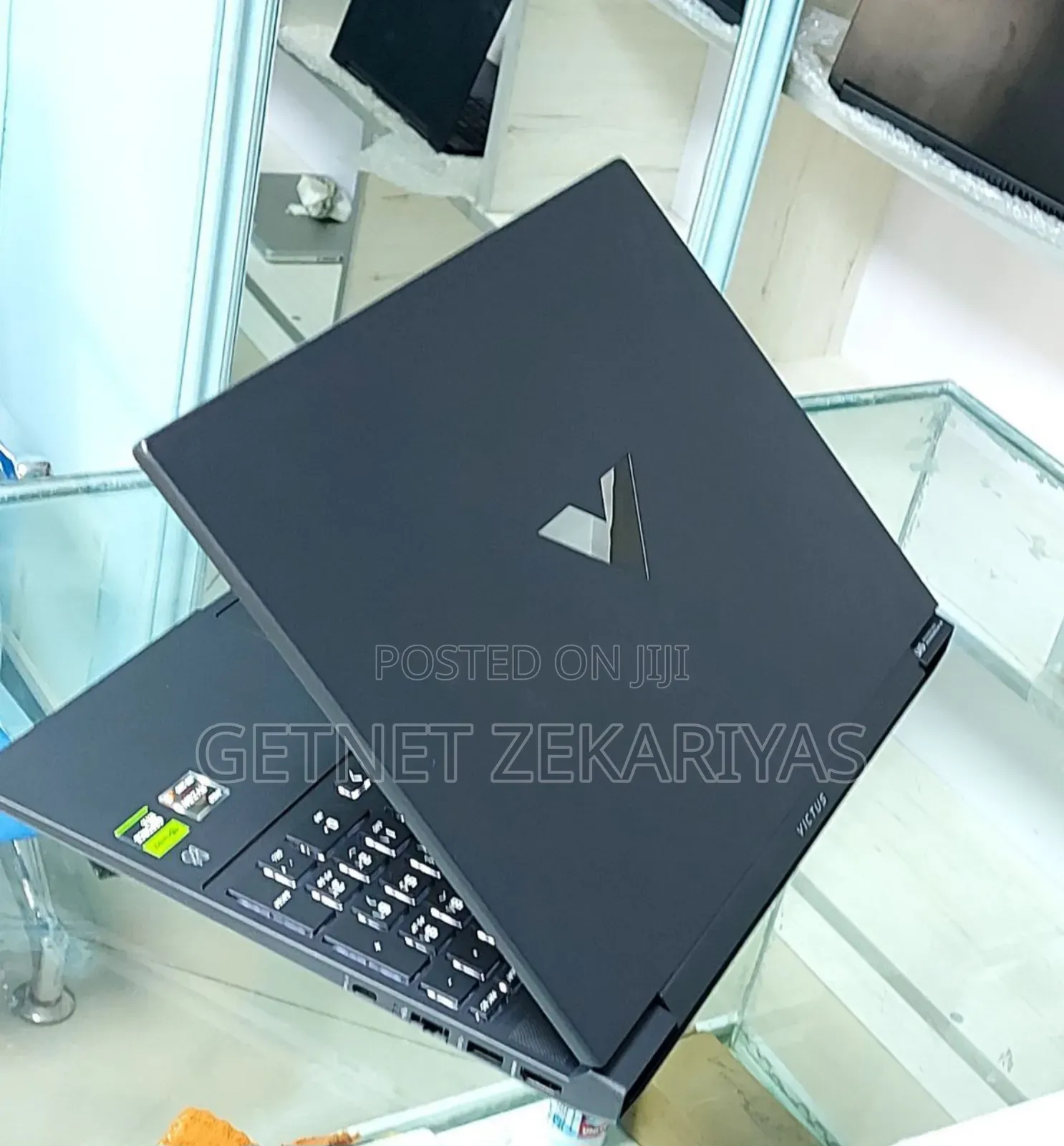 New Laptop HP Victus 15 8GB AMD Ryzen 5 SSD 512GB