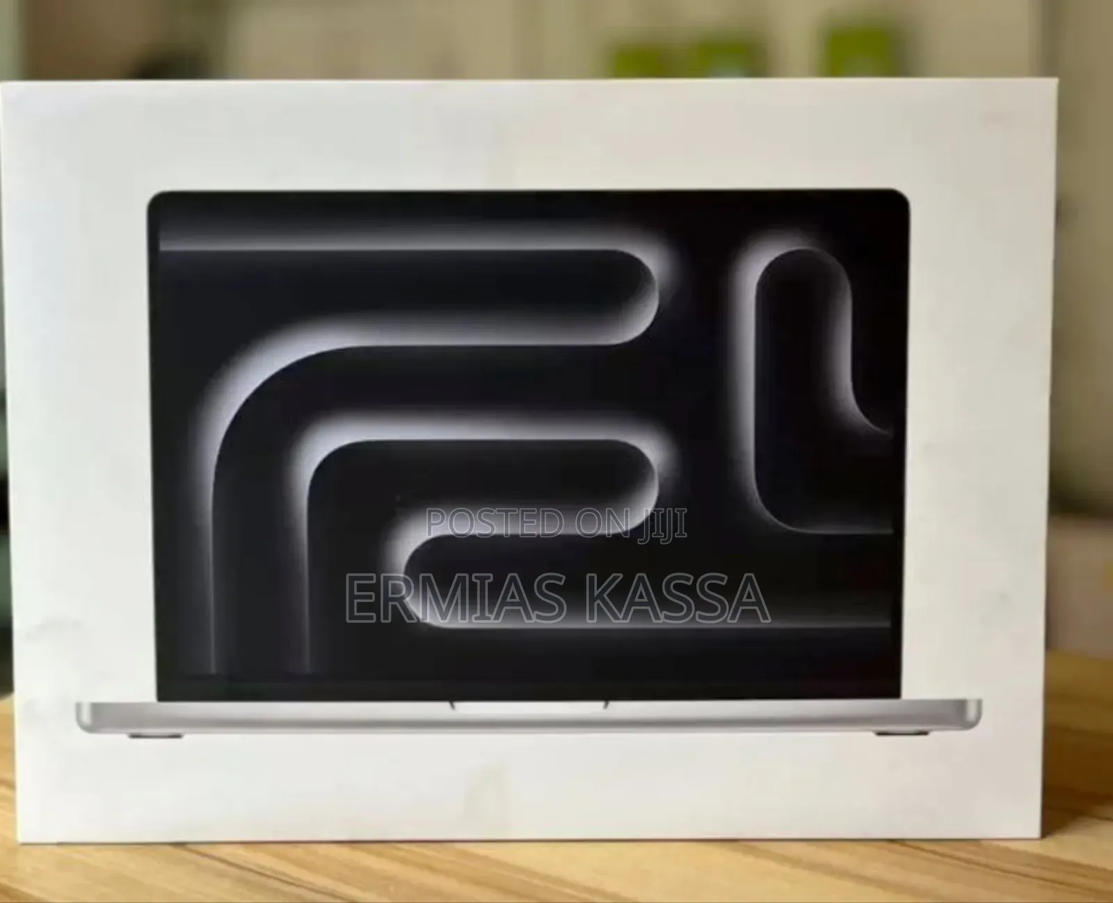 New Laptop Apple MacBook Pro 2023 M3 14-Inch 8GB Apple M3 SSD 512GB