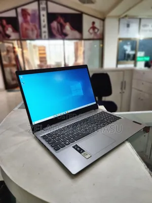 New Laptop Lenovo Ideapad 3 8GB Intel Core I3 SSD 256GB