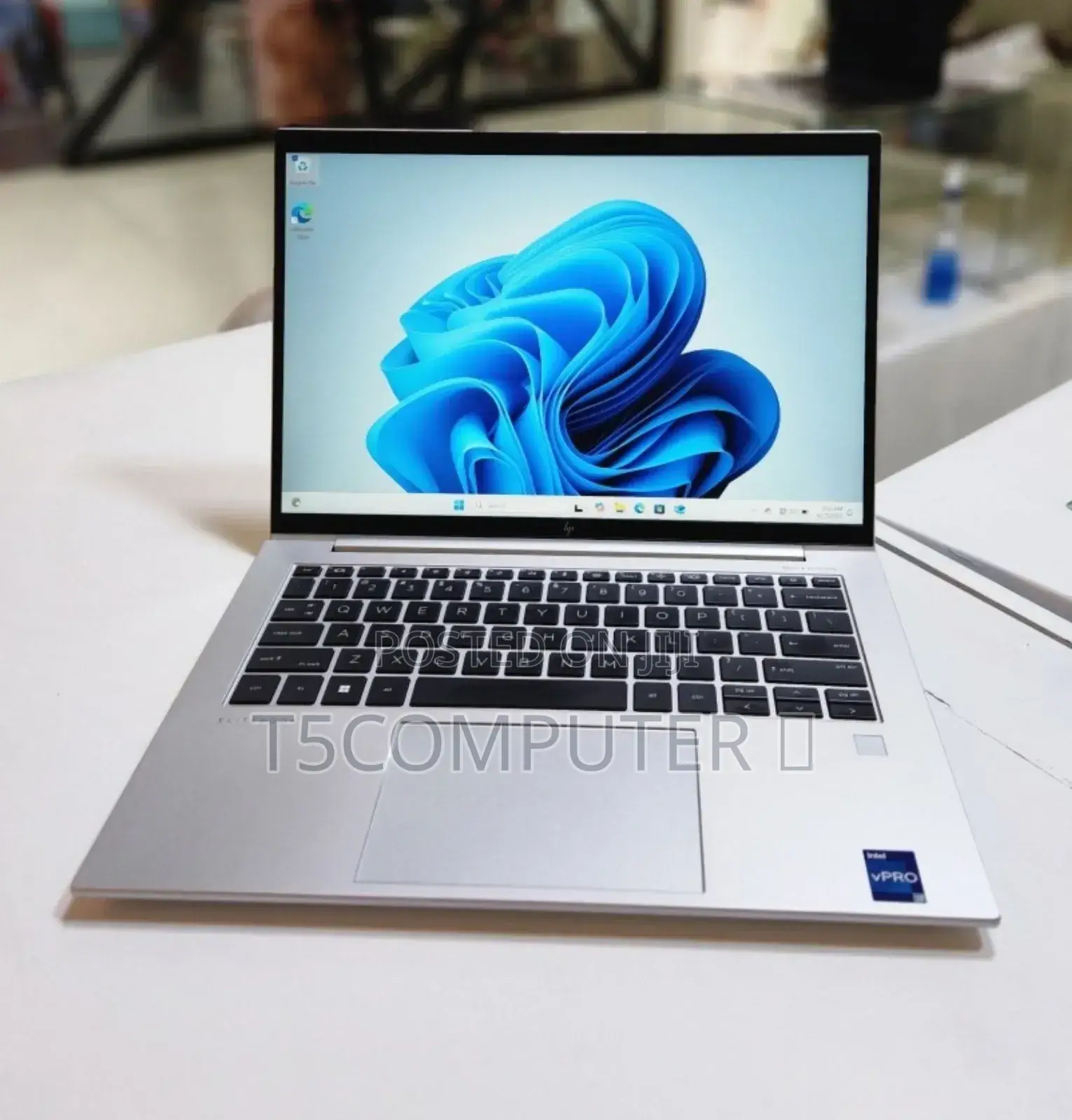 New Laptop HP EliteBook 840 10 16GB Intel Core I7 SSD 512GB