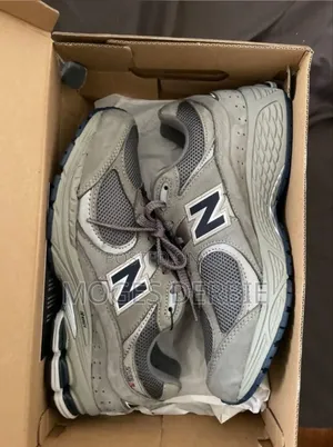 New Balance 2002r Og Light Gray